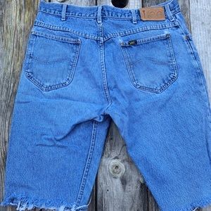 HIGH WAISTED LEE CUT OFFS